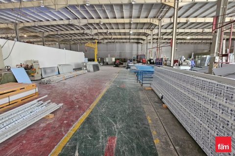 Entrepôt à Jebel Ali, Dubai, 980.1 m², № 84636 - photo 5