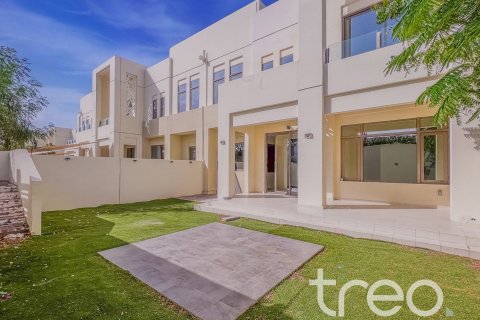Villa in Mira Oasis 3, Reem, Dubai 4 bedrooms, 237 sq.m. № 136217