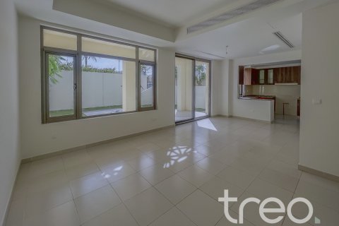 Villa in Mira Oasis 3, Reem, Dubai 4 bedrooms, 237 sq.m. № 136217 - photo 12