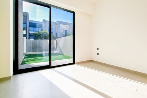 Villa in The Valley, Dubai 4 bedrooms, 216.65 sq.m. № 136216 - photo 4