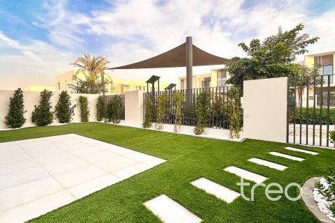 Townhouse in The Valley, Dubai 4 bedrooms, 330.36 sq.m. № 136222 - photo 2