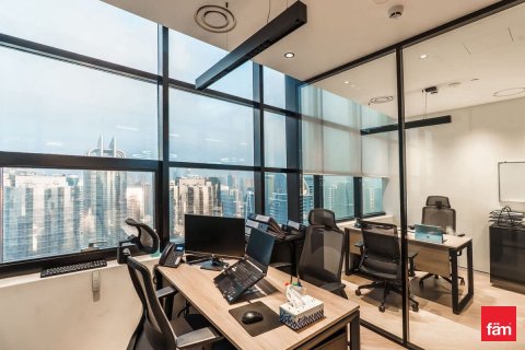 Office in Dubai 304.7 sq.m. № 94825 - photo 8
