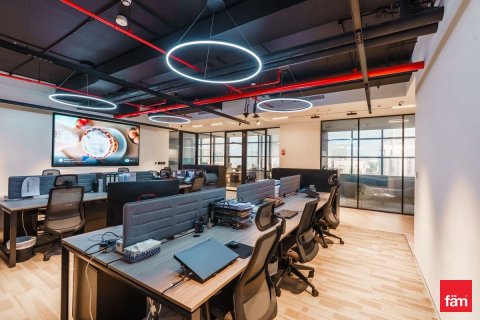 Office in Dubai 304.7 sq.m. № 94825 - photo 5