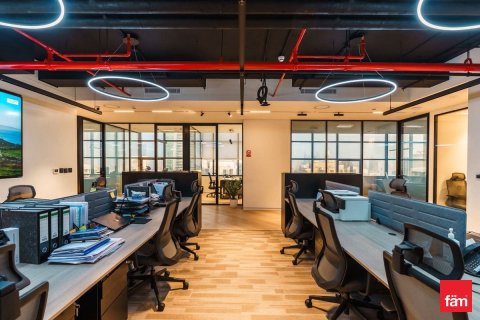 Office in Dubai 304.7 sq.m. № 94825 - photo 18