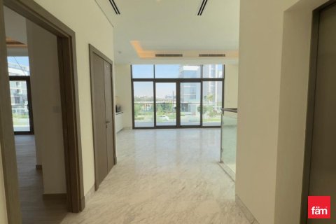 فيلا في دبي 4 غرف نوم, 704.5 م² رقم 94820 - صورة 11