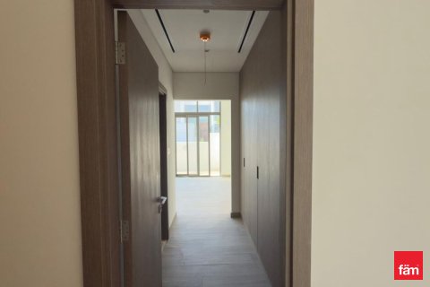 فيلا في دبي 4 غرف نوم, 704.5 م² رقم 94820 - صورة 9