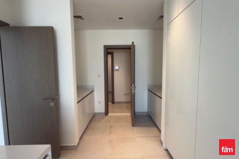 فيلا في دبي 4 غرف نوم, 704.5 م² رقم 94820 - صورة 17