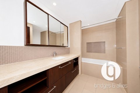 Apartamento en Downtown Dubai (Downtown Burj Dubai), Dubai, 3 dormitorios, 197 m², № 141872 - foto 29
