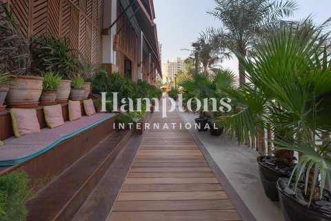 Appartement à Azure Residences, Palm Jumeirah, Dubai, 1 chambre, 106.16025810 m², № 141881 - photo 5
