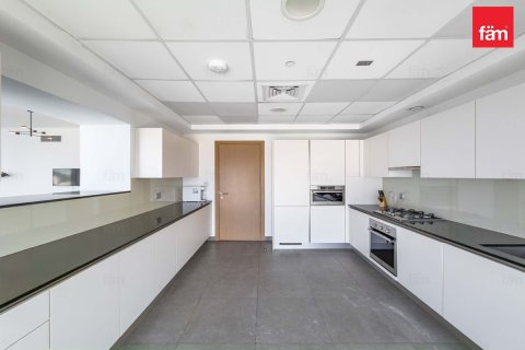 Apartment in Downtown Dubai (Downtown Burj Dubai), Dubai 3 bedrooms, 245 sq.m. № 94663 - photo 9