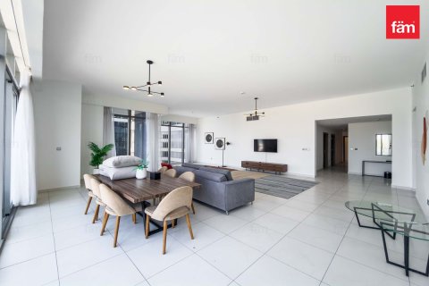 Apartment in Downtown Dubai (Downtown Burj Dubai), Dubai 3 bedrooms, 245 sq.m. № 94663 - photo 5