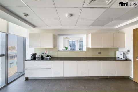 Apartment in Downtown Dubai (Downtown Burj Dubai), Dubai 3 bedrooms, 245 sq.m. № 94663 - photo 17
