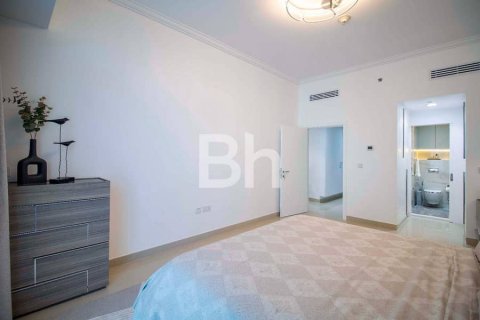 Apartment in Dubai Marina, Dubai 2 bedrooms, 148 sq.m. № 56719 - photo 16