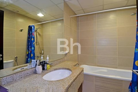 Apartment in Jumeirah Lake Towers, Dubai 1 bedroom, 72 sq.m. № 56716 - photo 6