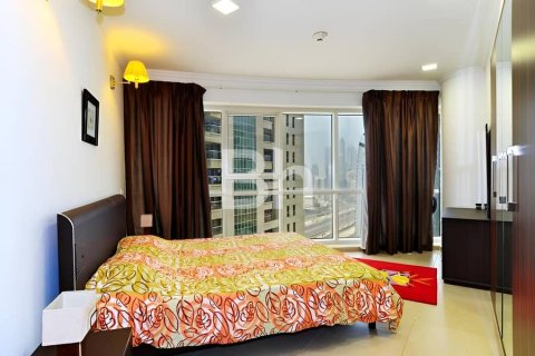 Apartment in Jumeirah Lake Towers, Dubai 1 bedroom, 72 sq.m. № 56716 - photo 8