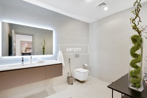 Villa en Palm Jumeirah, Dubai, 5 dormitorios, 657.6 m², № 12251 - foto 20