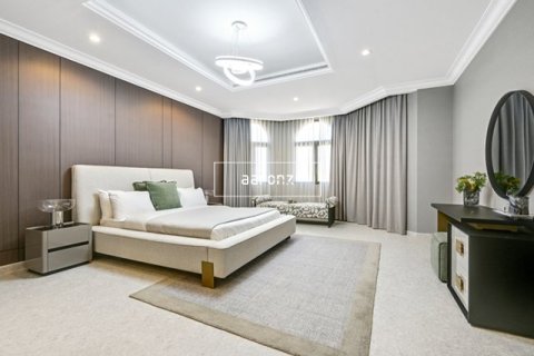 Villa en Palm Jumeirah, Dubai, 5 dormitorios, 657.6 m², № 12251 - foto 14