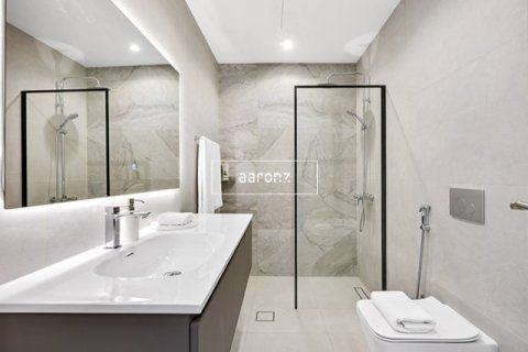 Villa en Palm Jumeirah, Dubai, 5 dormitorios, 657.6 m², № 12251 - foto 22