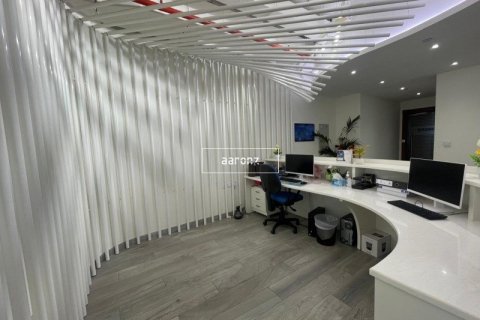 Office in Business Bay, Dubai 157.1 sq.m. № 12250 - photo 6