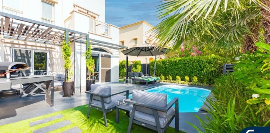 Вилла в Springs 15, The Springs, Дубай, 2 спальни, 167м², № 78935