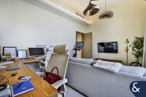 Villa en Victory Heights, Dubai Sports City, Dubai, 4 dormitorios, 343 m², № 78934 - foto 17