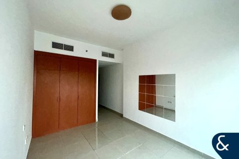 Apartment in Jumeirah Lake Towers, Dubai 1 bedroom, 134 sq.m. № 78941 - photo 5