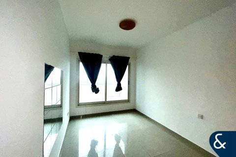 Apartment in Jumeirah Lake Towers, Dubai 1 bedroom, 134 sq.m. № 78941 - photo 4