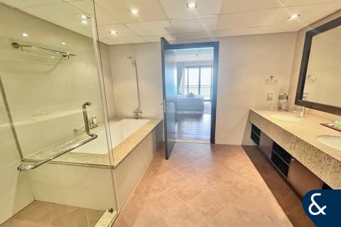 Apartment in Palm Jumeirah, Dubai 1 bedroom, 108 sq.m. № 78933 - photo 6