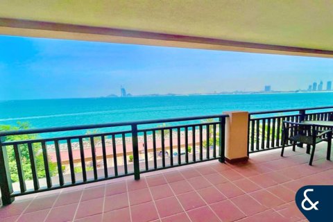 Apartment in Palm Jumeirah, Dubai 1 bedroom, 108 sq.m. № 78933 - photo 1