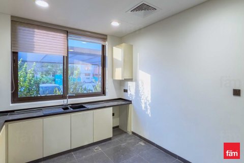 Купить таунхаус в Дубае: 3 спальни, 335.3м², № 69451 - фото 22