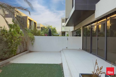 Купить таунхаус в Дубае: 3 спальни, 335.3м², № 69451 - фото 21