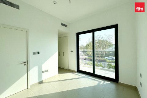 Villa in Dubai 4 bedrooms, 226.5 sq.m. № 141593 - photo 10