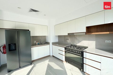 Villa in Dubai 4 bedrooms, 226.5 sq.m. № 141593 - photo 3