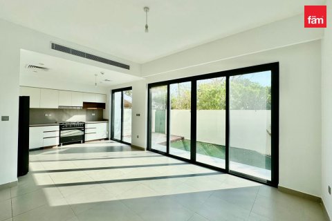 Villa in Dubai 4 bedrooms, 226.5 sq.m. № 141593