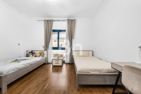 Adosado en Palm Jumeirah, Dubai, 5 dormitorios, 340 m², № 25096 - foto 8