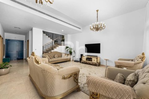 Adosado en Palm Jumeirah, Dubai, 5 dormitorios, 340 m², № 25096 - foto 16