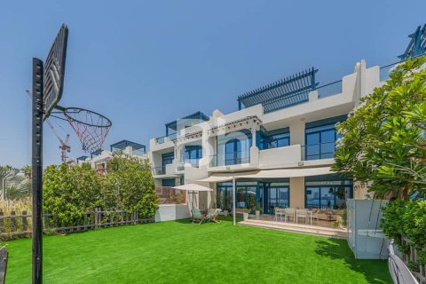 Adosado en Palm Jumeirah, Dubai, 5 dormitorios, 340 m², № 25096 - foto 22