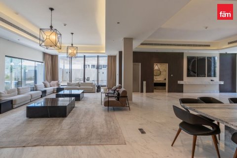 Villa in Dubai 6 bedrooms, 1534.2 sq.m. № 137781 - photo 7