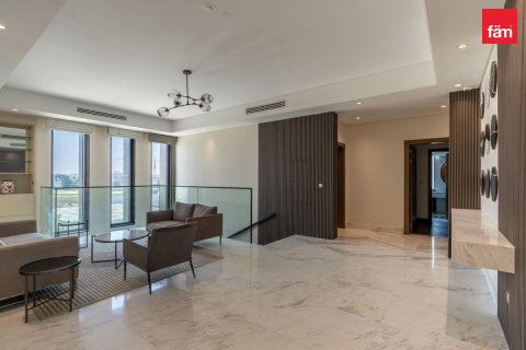 Villa in Dubai 6 bedrooms, 1534.2 sq.m. № 137781 - photo 11
