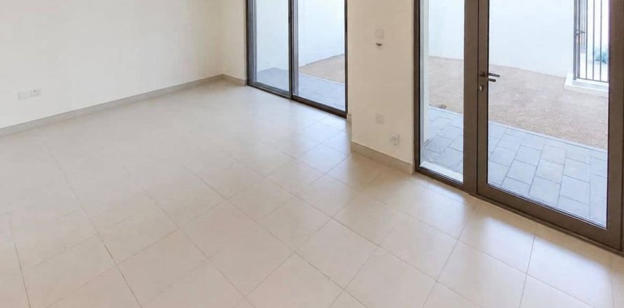 Townhouse in Dubai 3 bedrooms, 128.6 sq.m. № 137784