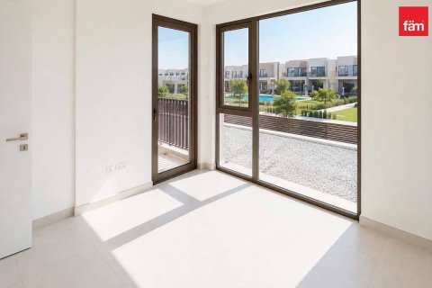 Townhouse in Dubai 3 bedrooms, 128.6 sq.m. № 137784 - photo 3