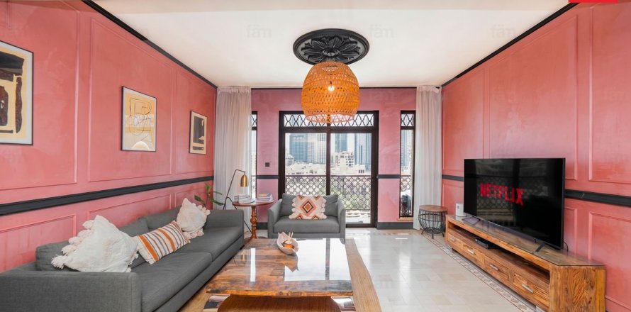 Apartment in Old Town, Dubai 1 bedroom, 83.7 sq.m. № 114093