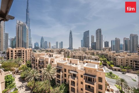 Apartment in Old Town, Dubai 1 bedroom, 83.7 sq.m. № 114093 - photo 11