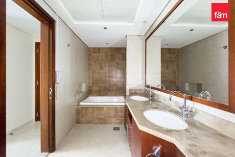 Ático en Dubai, 3 dormitorios, 379.1 m², № 141811 - foto 20