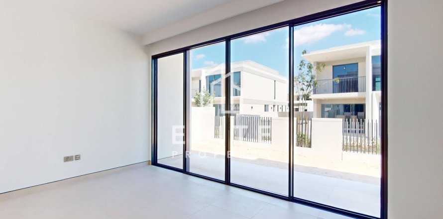 Villa en Harmony, Tilal Al Ghaf, Dubai, 4 dormitorios, 373 m², № 121694