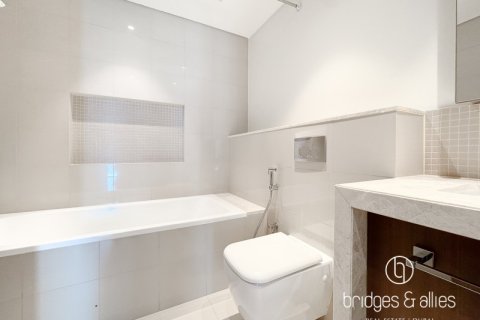 Снять в аренду квартиру в Даунтаун Дубай (Даунтаун Бурдж Дубай), Дубай: 2 спальни, 130м², № 99687 - фото 11