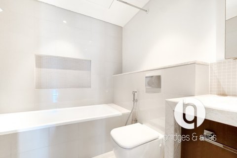Apartment in Downtown Dubai (Downtown Burj Dubai), Dubai 2 bedrooms, 130 sq.m. № 99687 - photo 9