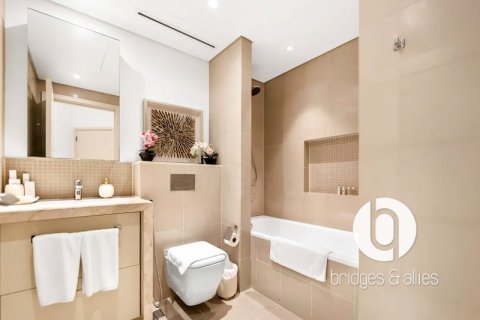 Apartment in Downtown Dubai (Downtown Burj Dubai), Dubai 2 bedrooms, 130 sq.m. № 99687 - photo 7