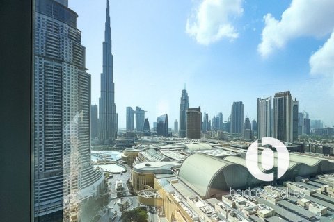 Apartment in Downtown Dubai (Downtown Burj Dubai), Dubai 2 bedrooms, 130 sq.m. № 99687 - photo 4