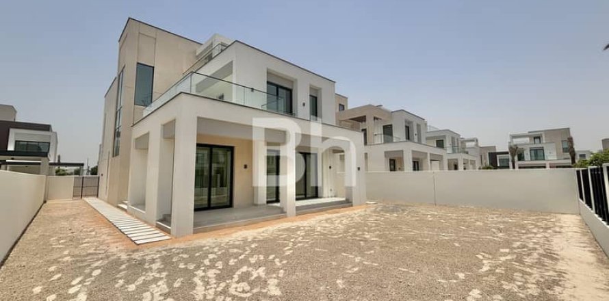 Вилла в Arabian Ranches 3, Дубай, 4 спальни, 492м², № 24321